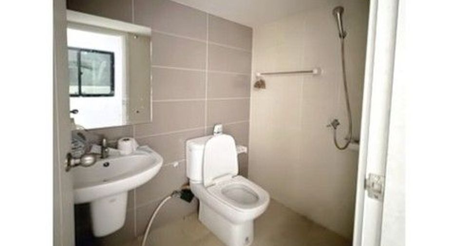 Продажа 1 кровать таунхаус в Пращет, Бангкок
