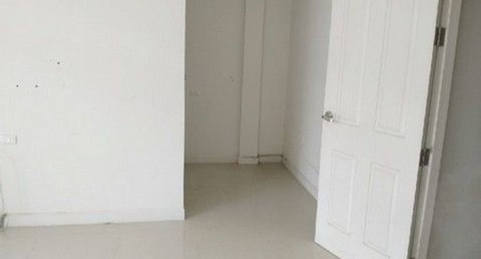 À vendre 1 chambre maison de ville à Bang Khae, Bangkok