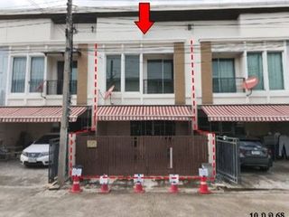 For sale 1 bed townhouse in Lat Krabang, Bangkok