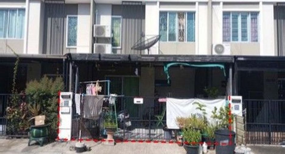 For sale 1 bed townhouse in Sai Mai, Bangkok