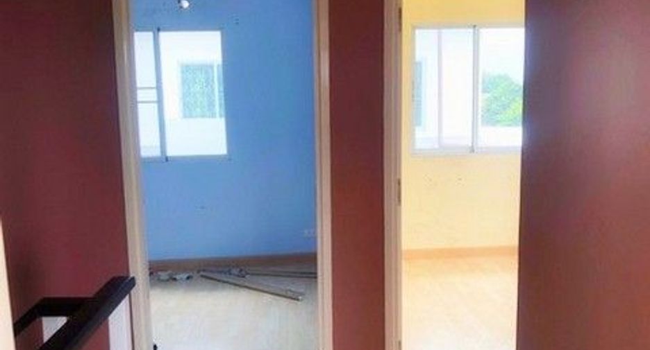 For sale 1 bed townhouse in Min Buri, Bangkok