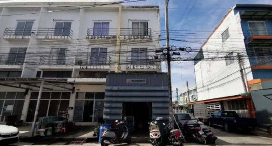 Gewerbefläche zum Kauf mit 1 Zimmer in Thanyaburi, Pathum Thani