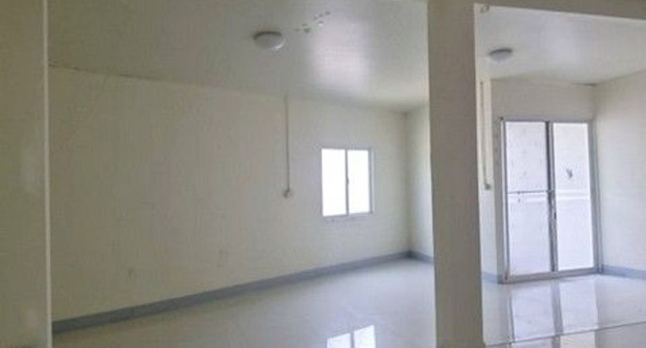 Reihenhaus zum Kauf mit 1 Zimmer in Khan Na Yao, Bangkok