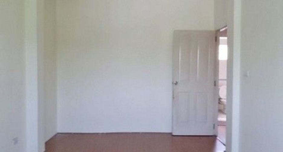 Reihenhaus zum Kauf mit 1 Zimmer in Khan Na Yao, Bangkok