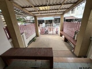 For sale 1 bed townhouse in Bang Kapi, Bangkok