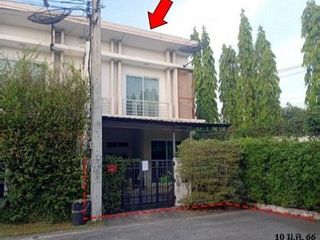 For sale 1 bed townhouse in Khlong Sam Wa, Bangkok