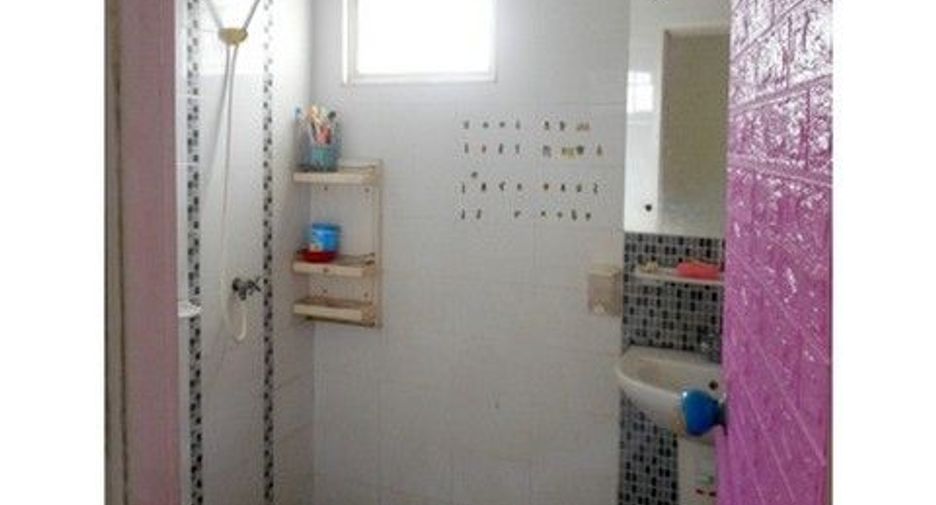 Casa adosada en venta de 1 habitaciones en Sai Mai, Bangkok