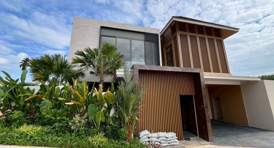 Villa zum Kauf mit 4 Zimmer in Thalang, Phuket