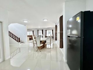 À louer 3 chambres maison à East Pattaya, Pattaya
