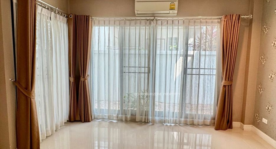 For rent 3 bedrooms house in Si Racha, Chonburi