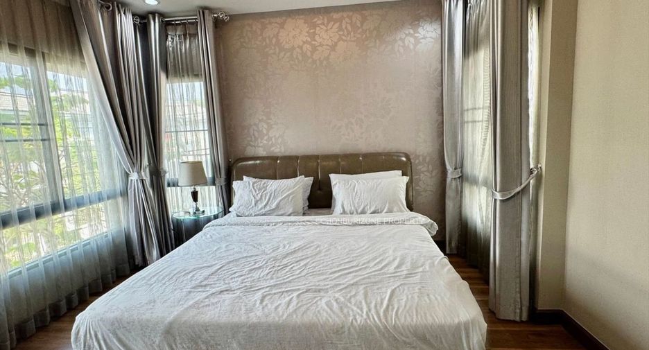 For rent 3 bedrooms house in Si Racha, Chonburi