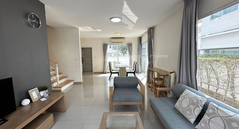 For rent 3 bedrooms house in Si Racha, Chonburi