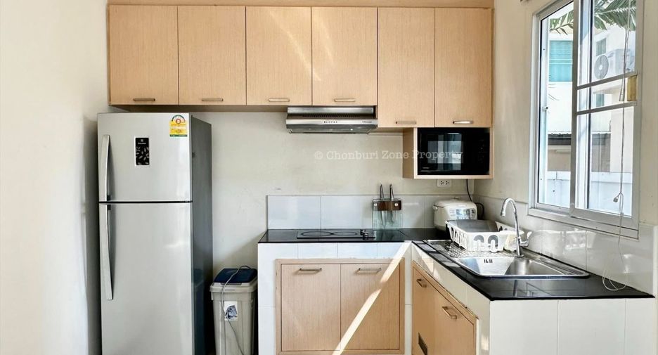 For rent 3 bedrooms house in Si Racha, Chonburi
