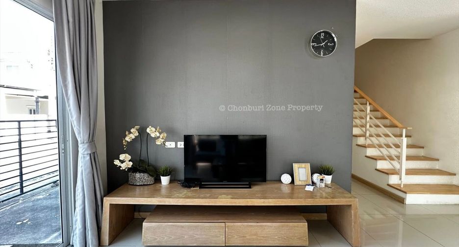 For rent 3 bedrooms house in Si Racha, Chonburi