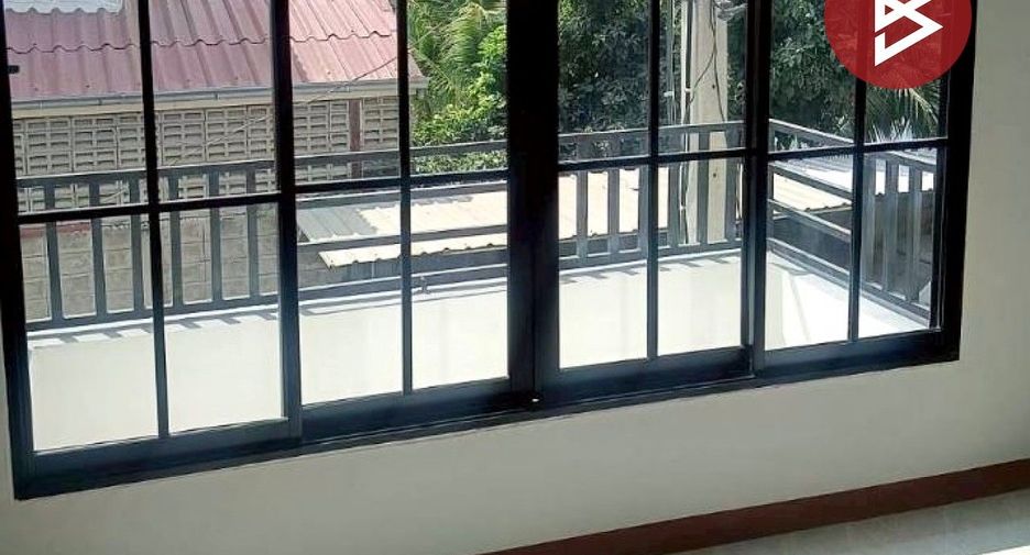 Продажа 3 спальни таунхаус в Bang Bua Thong, Нонтабури