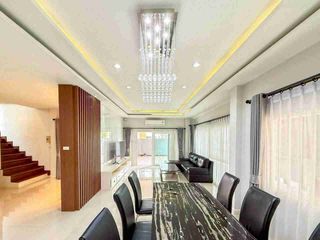À louer 3 chambres maison à Bang Lamung, Chonburi