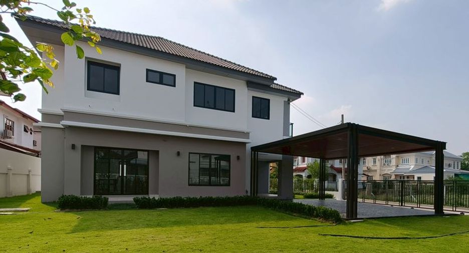 À vendre 4 chambres maison à Bang Bua Thong, Nonthaburi