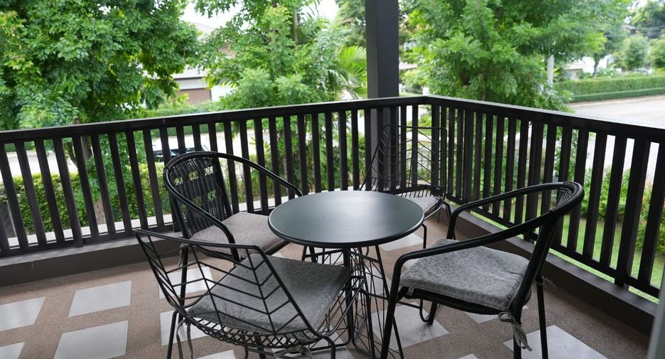 Haus zur Miete mit 4 Zimmer in Mueang Chiang Mai, Chiang Mai