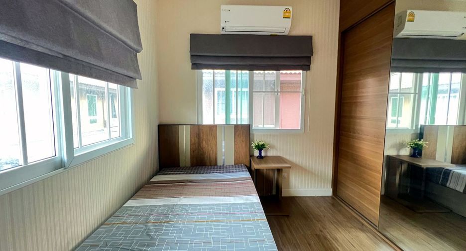 Haus zur Miete mit 4 Zimmer in Mueang Chiang Mai, Chiang Mai