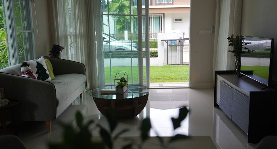 Haus zur Miete mit 4 Zimmer in Mueang Chiang Mai, Chiang Mai