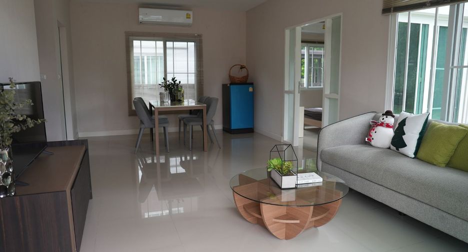 Haus zur Miete mit 4 Zimmer in Mueang Chiang Mai, Chiang Mai