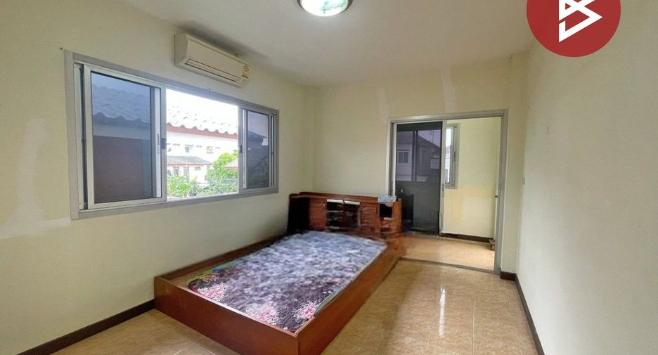 For sale 4 bedrooms house in Prawet, Bangkok