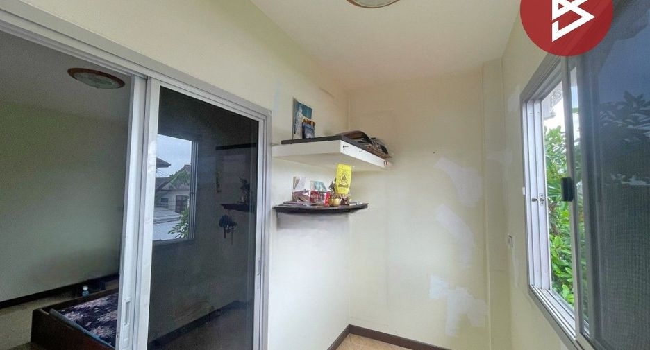 For sale 4 bedrooms house in Prawet, Bangkok