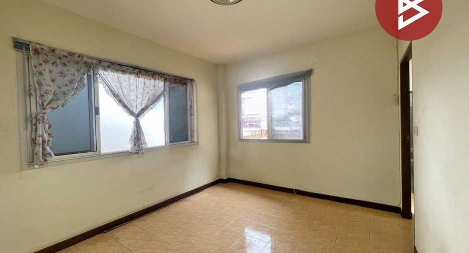 For sale 4 bedrooms house in Prawet, Bangkok