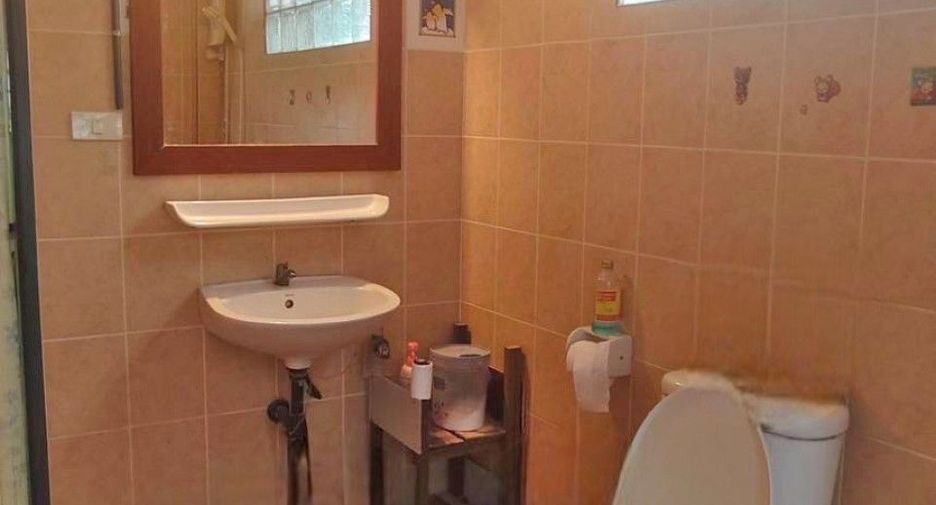 For sale 4 bedrooms house in Prawet, Bangkok
