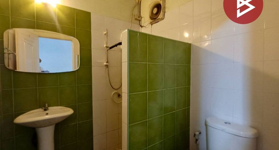 Reihenhaus zum Kauf mit 2 Zimmer in Wat Phleng, Ratchaburi