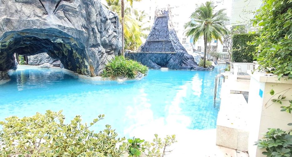 For sale 1 bed condo in Sattahip, Chonburi