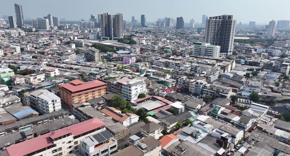 Grundstück zum Kauf in Sathon, Bangkok