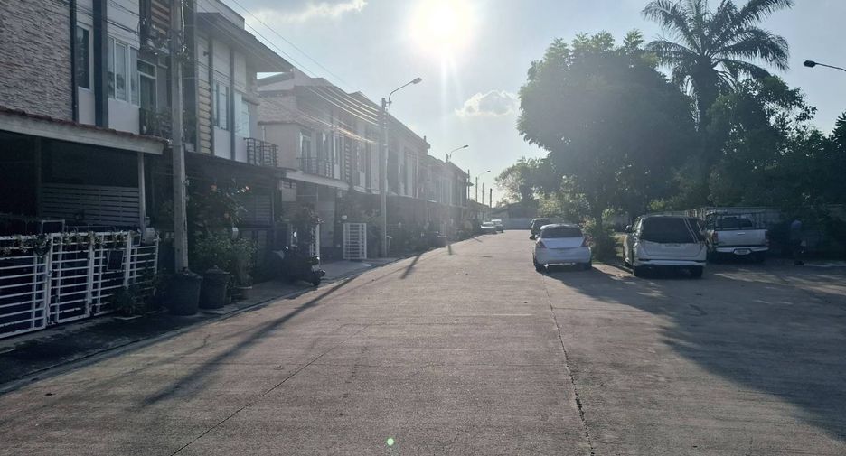 Grundstück zum Kauf in Bang Khen, Bangkok