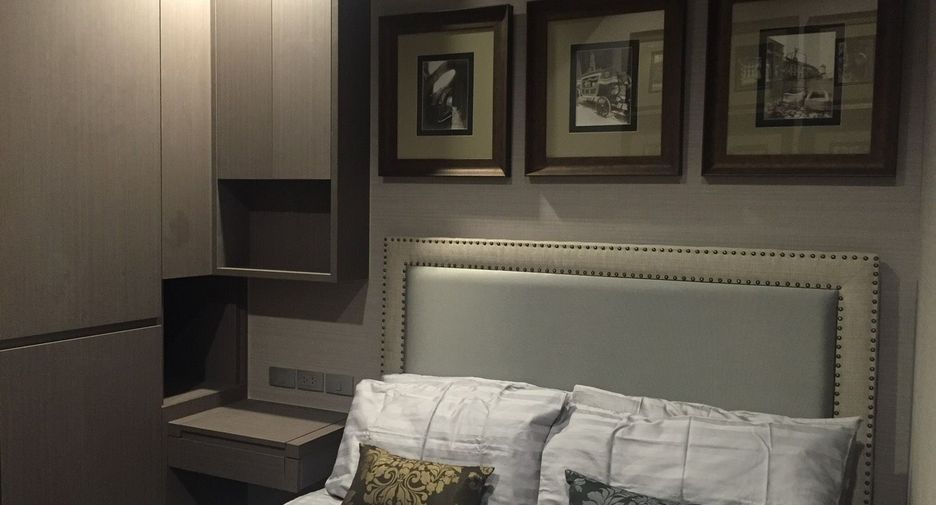 For rent 2 bedrooms condo in Sathon, Bangkok