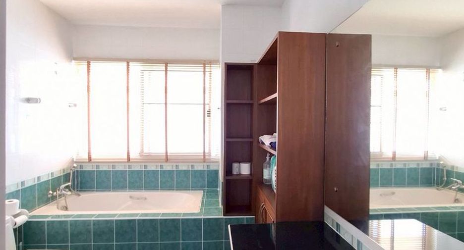 For rent 4 bedrooms house in Hang Dong, Chiang Mai