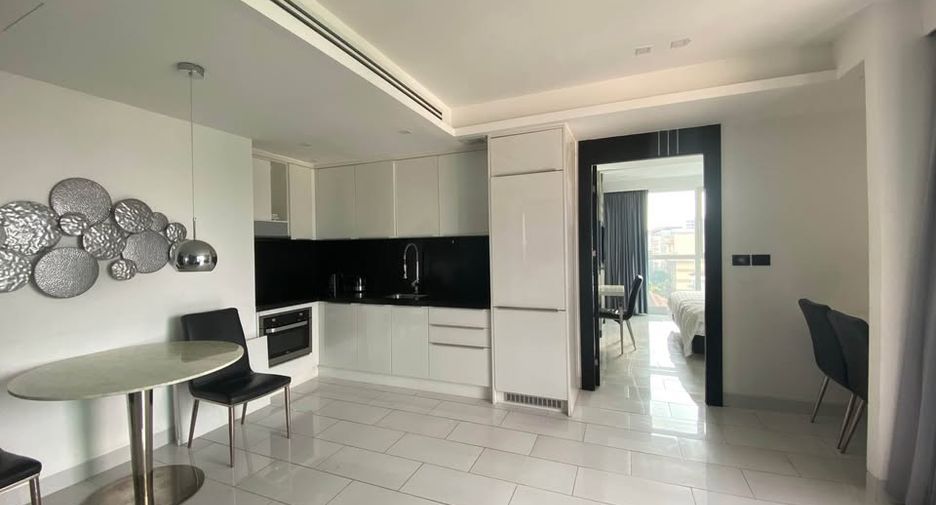 Condo en alquiler de 2 habitaciones en Bang Lamung, Chonburi