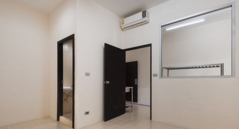 Apartment zur Miete mit 4 Zimmer in Watthana, Bangkok