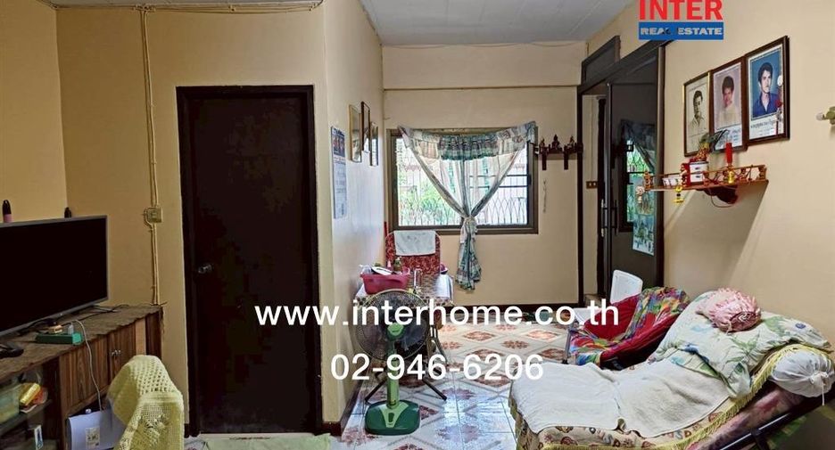 For sale 3 bedrooms townhouse in Pak Kret, Nonthaburi