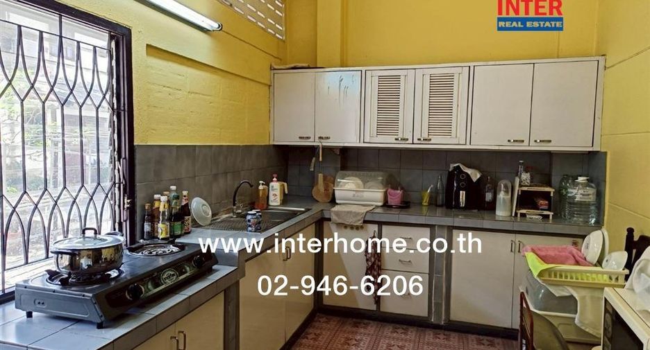 For sale 3 bedrooms townhouse in Pak Kret, Nonthaburi