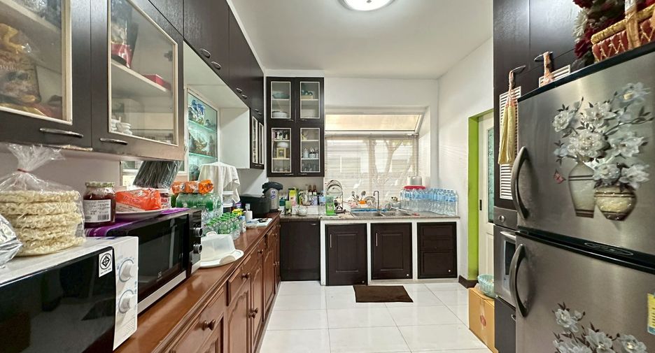 For sale 4 bedrooms house in Bang Bon, Bangkok