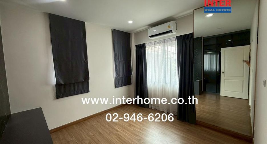 À vendre 4 chambres maison à Bang Phli, Samut Prakan