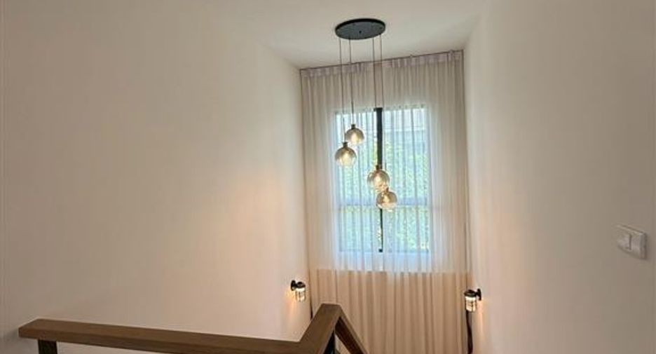 À vendre 4 chambres maison à Bang Phli, Samut Prakan