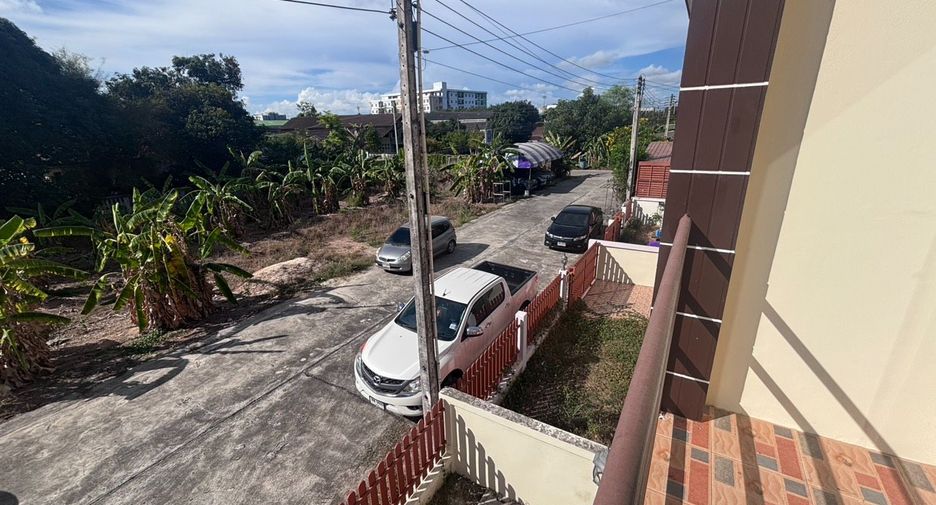 Reihenhaus zum Kauf mit 4 Zimmer in Mueang Rayong, Rayong