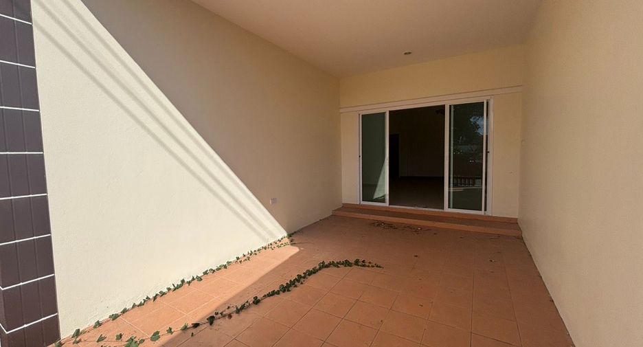 Reihenhaus zum Kauf mit 4 Zimmer in Mueang Rayong, Rayong