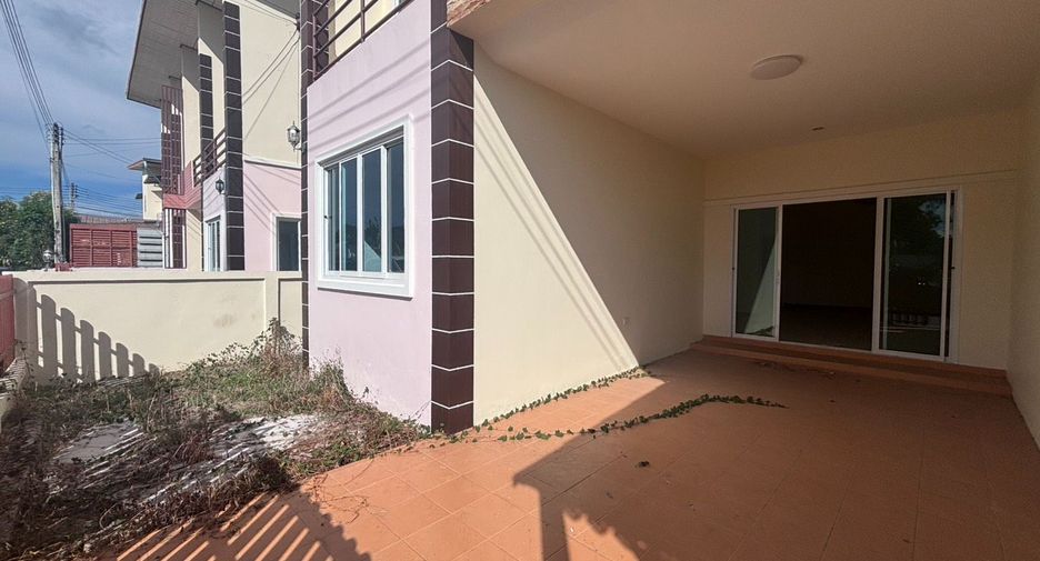 Reihenhaus zum Kauf mit 4 Zimmer in Mueang Rayong, Rayong