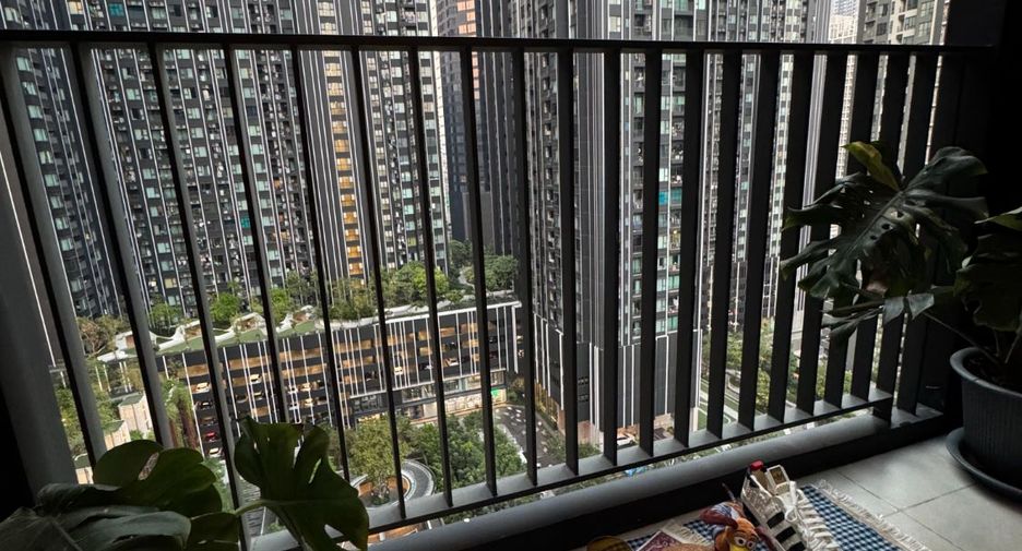 For rent 1 bed condo in Huai Khwang, Bangkok