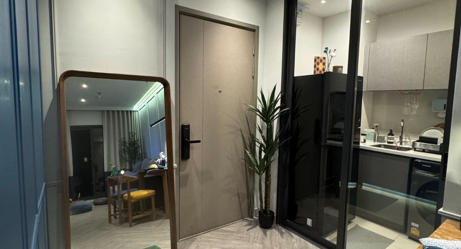 For rent 1 bed condo in Huai Khwang, Bangkok