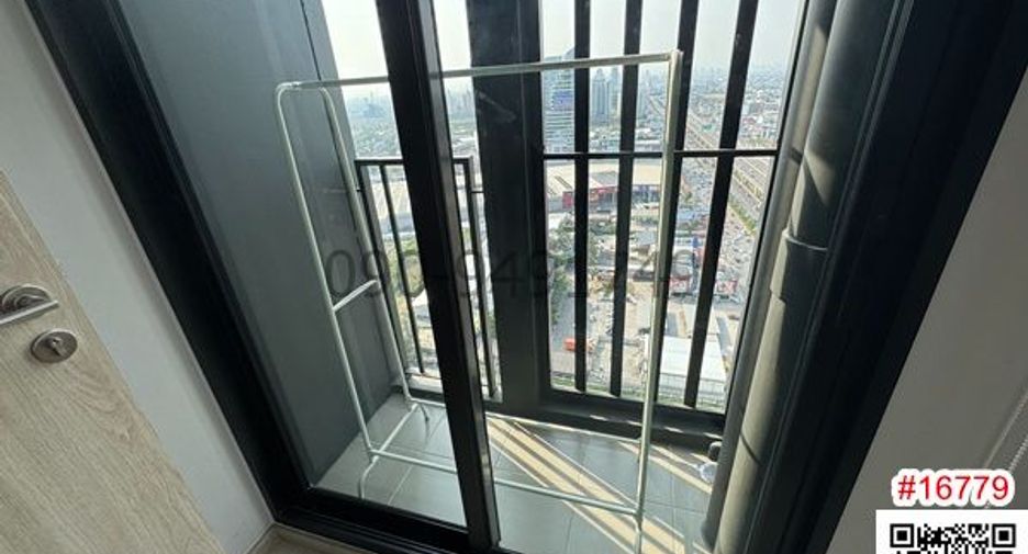 For rent 3 bedrooms condo in Bang Phli, Samut Prakan