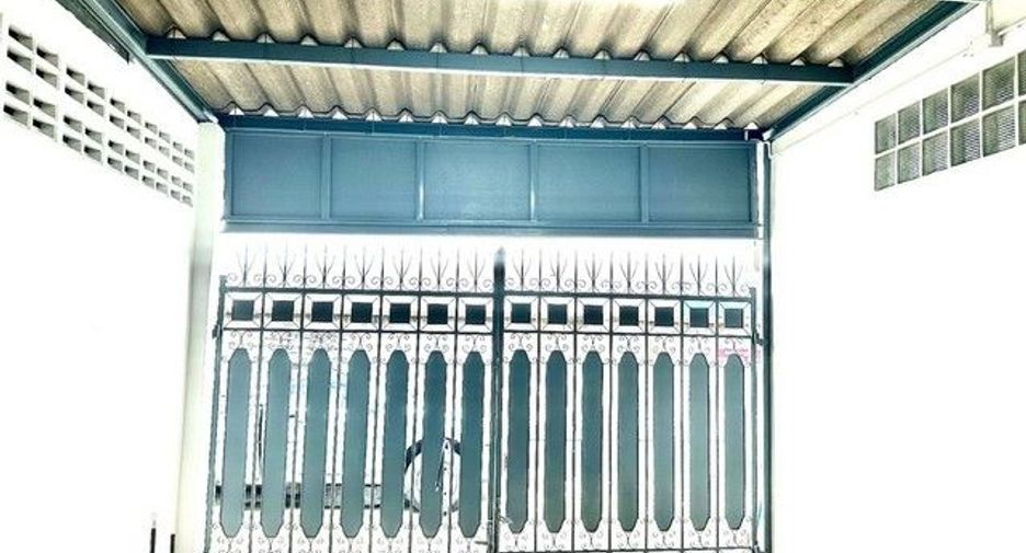 For rent 1 bed warehouse in Lat Phrao, Bangkok