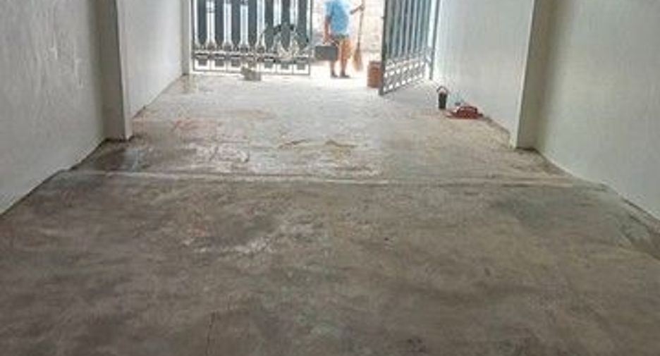 For rent 1 bed warehouse in Lat Phrao, Bangkok